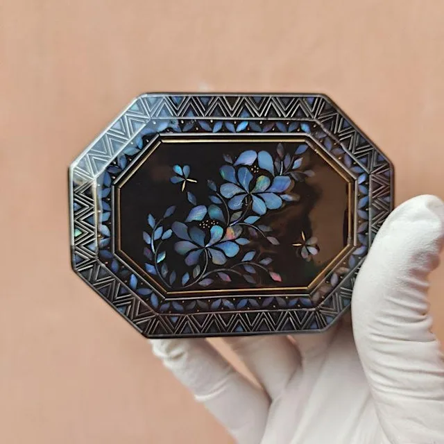 Exclusive Luxe Mother-of-Pearl Jewelry Box Workshop at The Clubhouse Dover St
